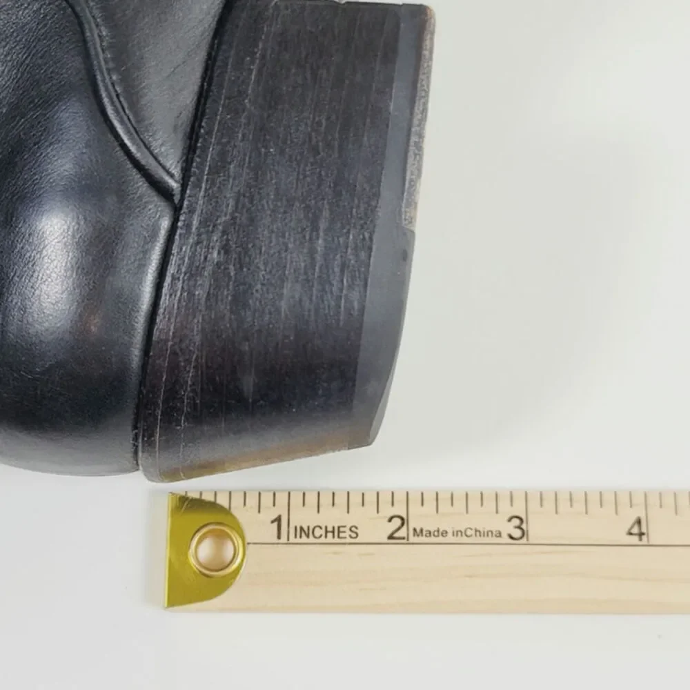 Frye Carson Leather Piping Ankle Booties in Black, sz 10